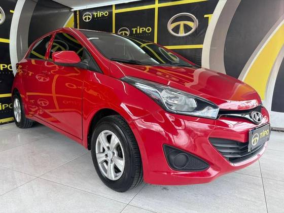 HYUNDAI HB20 1.6 COMFORT PLUS 16V FLEX 4P MANUAL HYUNDAI HB20 1.6 COMFORT PLUS 16V FLEX 4P MANUAL